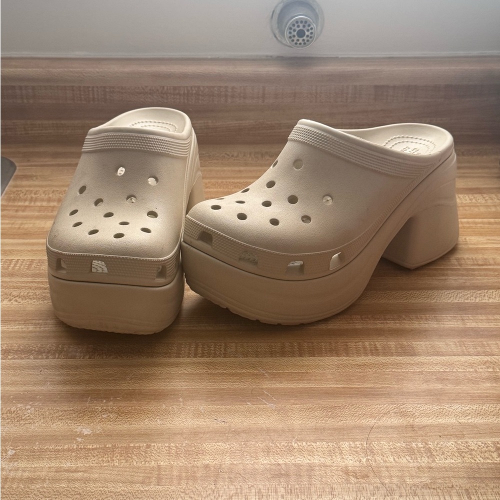 CROCS Siren Clog / HIGH HEEL CROCS